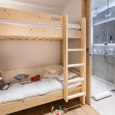 Falcon By Alpine Appartement *